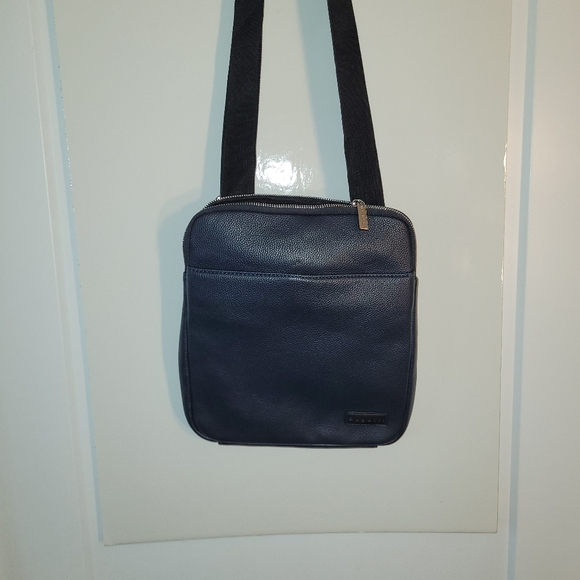 Bugatti sidebag purse brand new - Picture 2 of 8